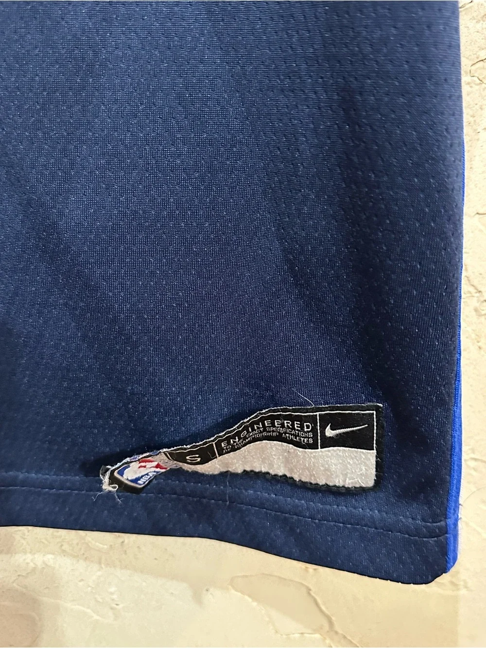 Nike Youth Dallas Mavericks #77 Luka Doncic Statement Edition Jersey size Small